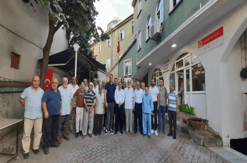 AŞURE GÜNÜ MÜNASEBETİYLE 500 KİŞİLİK AŞURE DAĞITIMI GERÇEKLEŞTİRİLDİ.